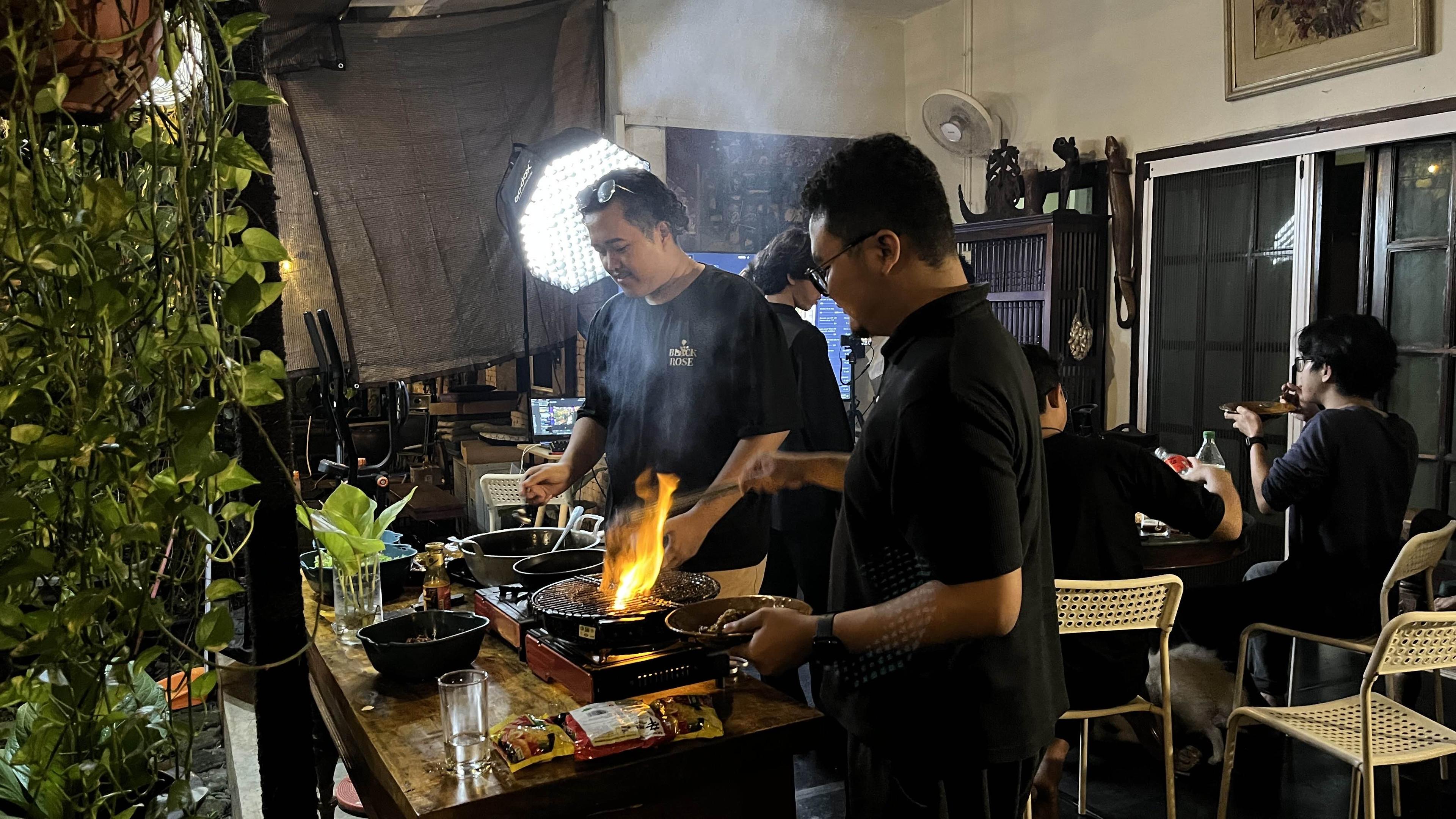 BBQ - G-House - 3